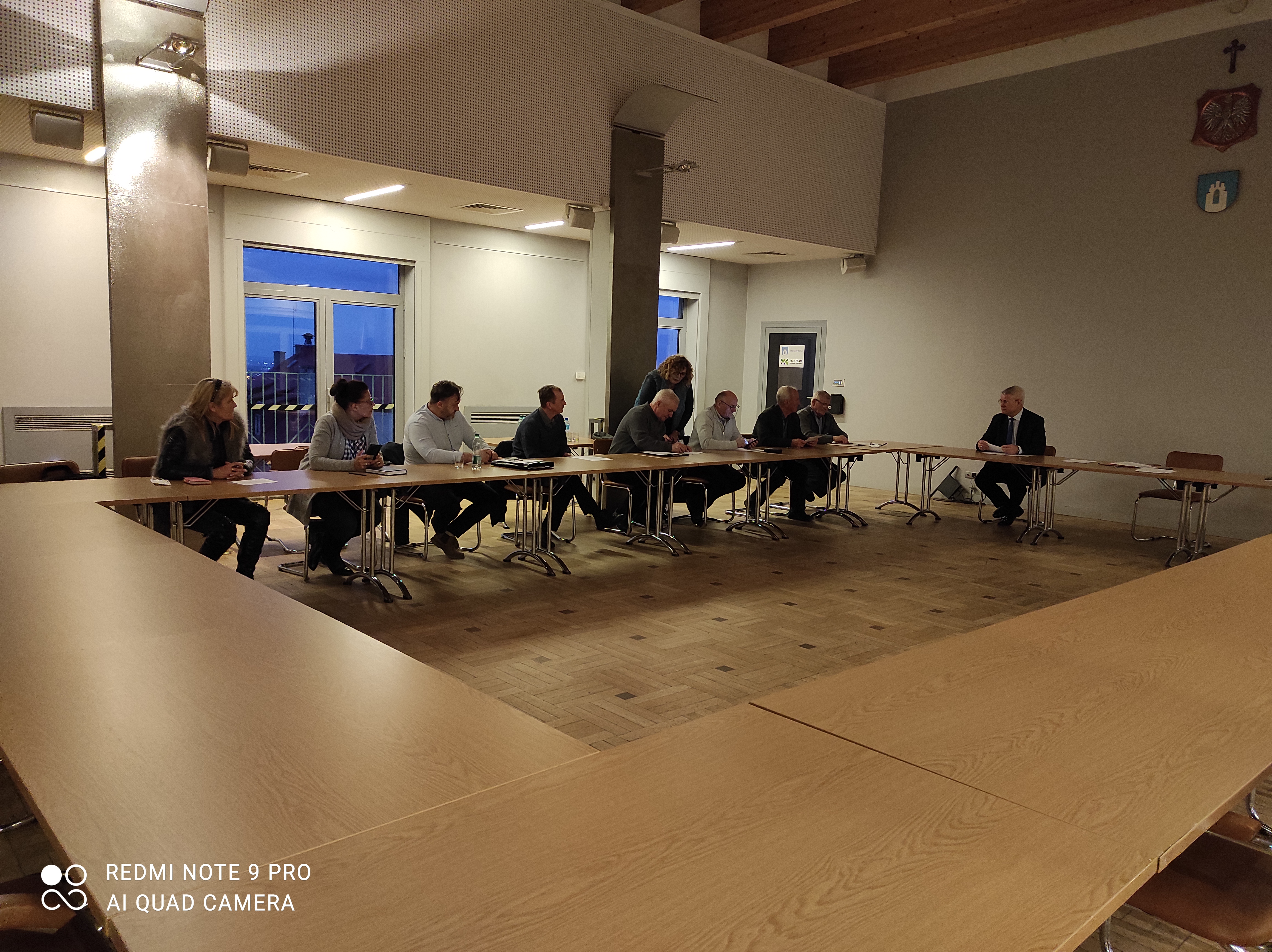 Sołtysi podpisują tekst rezolucji