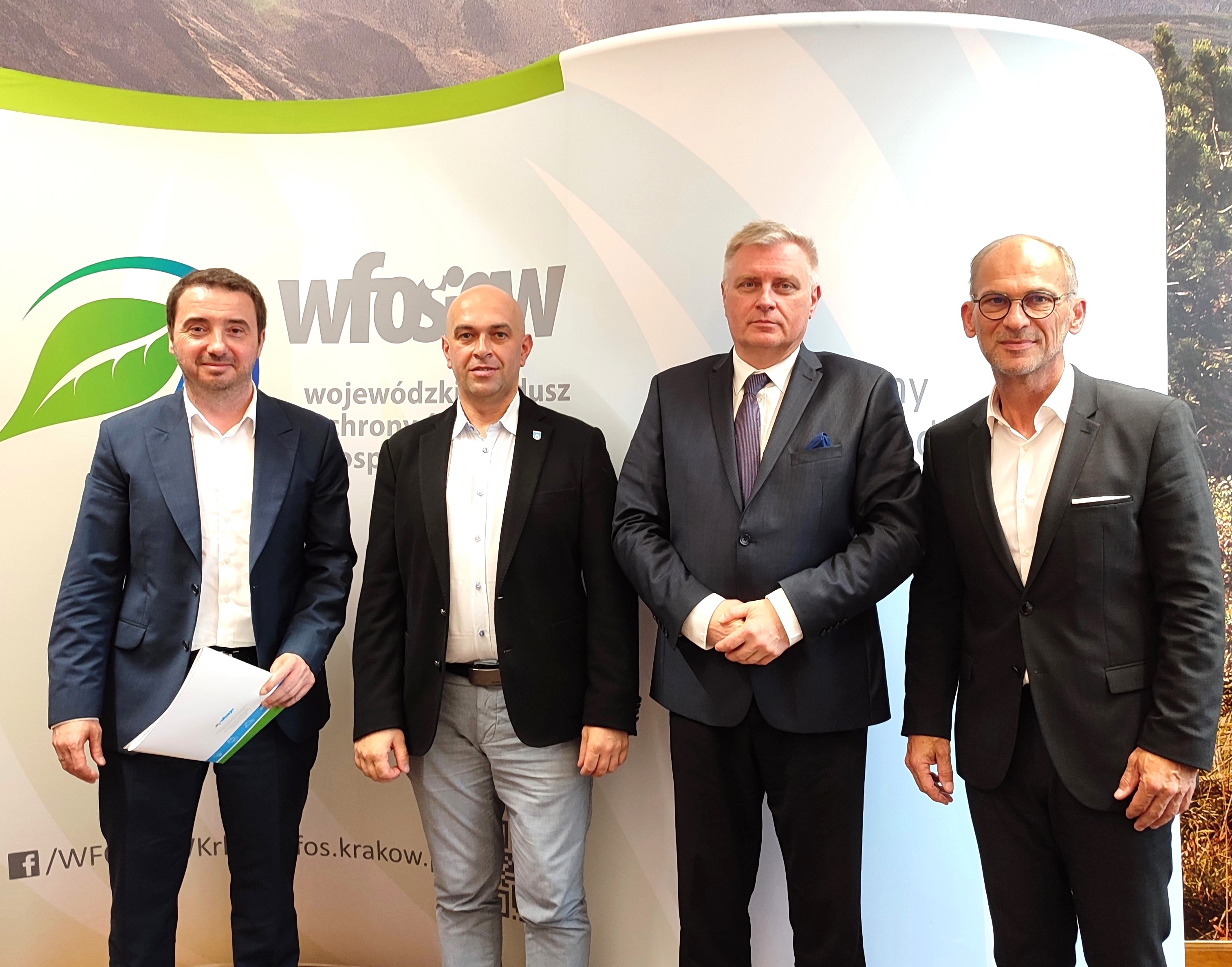 podpisywanie umowy pożyczki 