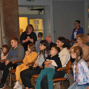 Zdjęcie przedstawiające występ muzyków