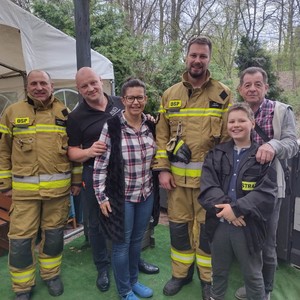 osoby biorące udział w sprzątaniu Gminy 