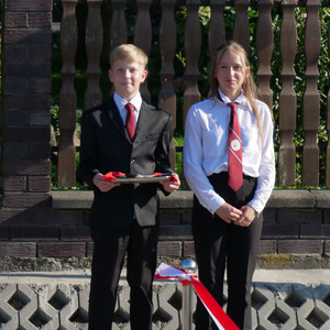 uczestnicy otwarcia ulicy 