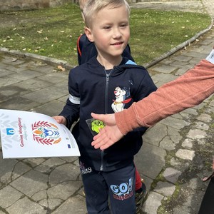 osoby biorące udział w sprzątaniu Gminy 