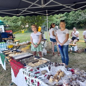 Fotorelacja - zdjęcia przedstawiają uczestników Święta Organizacji Pozarządowych.