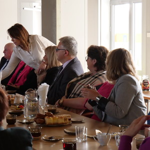 Nauczyciele uczestniczący w spotkaniu 