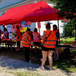 Fotorelacja - zdjęcia przedstawiają uczestników Święta Organizacji Pozarządowych.