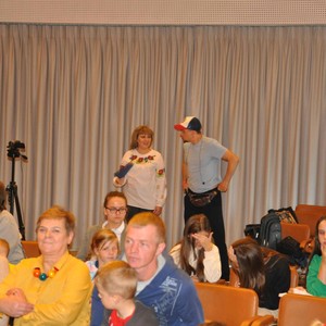 Zdjęcie przedstawiające uczestników koncertu