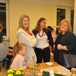 Zdjęcie przedstawiające uczestników koncertu