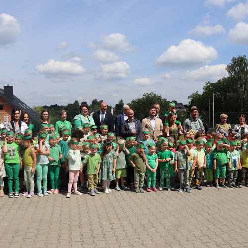 Obraz główny aktualności o tytule Zakończenie projektów  w Szkole Podstawowej im. Marii Konopnickiej w Konarach 