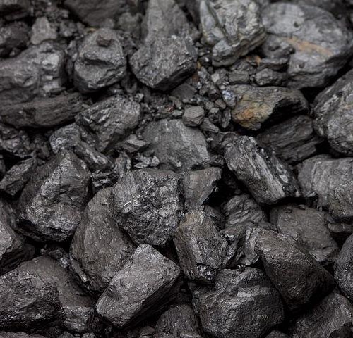 Obraz główny aktualności o tytule Preferencyjny zakup  paliwa stałego  przez gospodarstwa domowe. 