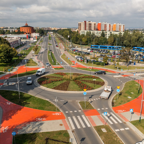 Obraz główny aktualności o tytule Wójtowie i Burmistrzowie Gmin Metropolii Krakowskiej wspólnie o Strefie Czystego Transportu w Krakowie 