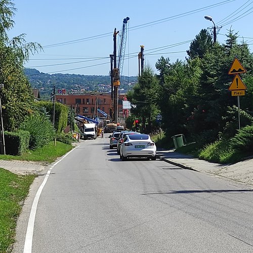 Obraz główny aktualności o tytule Zawiadomienie o wprowadzeniu zmiany organizacji ruchu na DK 7 Kraków-Libertów - ruch wahadłowy na ul. Jana Pawła II - Etap 2B 