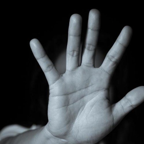 Obraz główny aktualności o tytule Informacja o zawarciu umowy na realizację Rządowego Programu Przeciwdziałania Przemocy Domowej na lata 2024-2030 